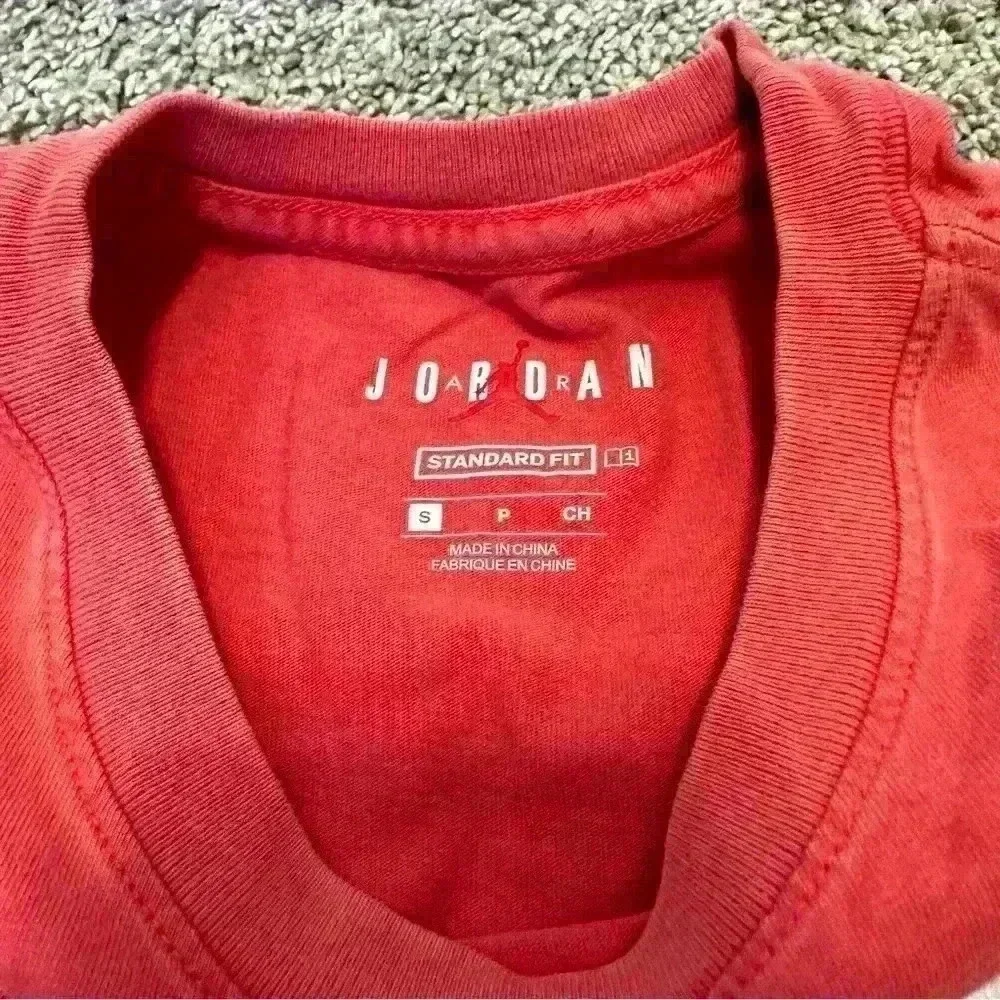 Jordan Air Essentials T-Shirt standard small red MJ signature Rare! Basketball
